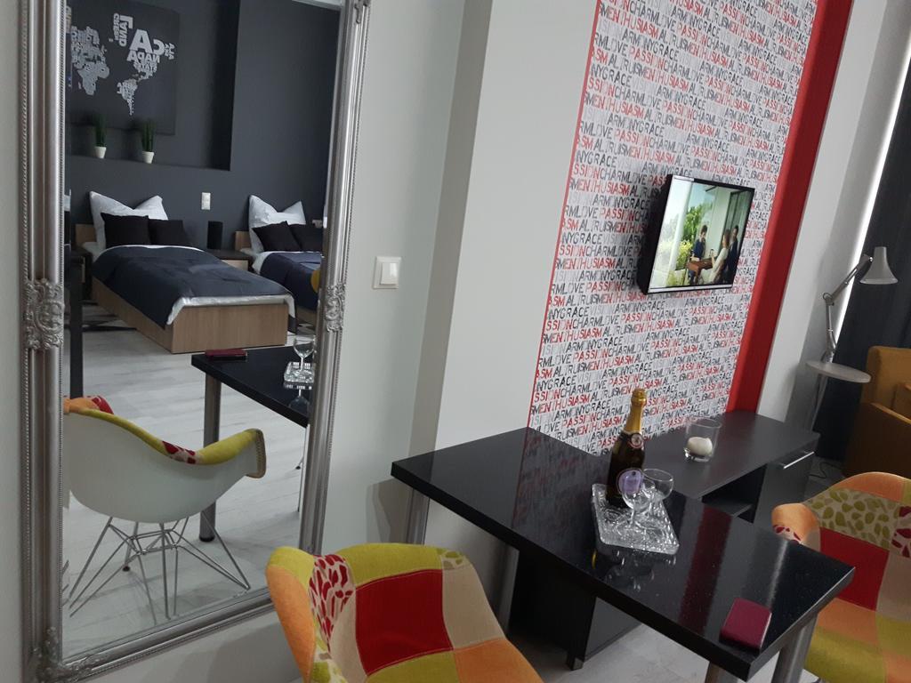 Apartamenty Centrum Krawiecka Zielona Góra Dış mekan fotoğraf