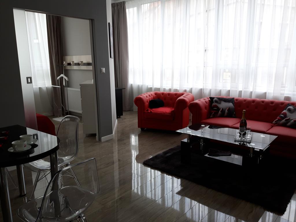 Apartamenty Centrum Krawiecka Zielona Góra Dış mekan fotoğraf